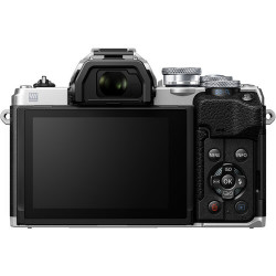 OLYMPUS E-M10 MARK IV SILVER BODY - GARANZIA POLYPHOTO ITALIA | Fcf Forniture Cine Foto 