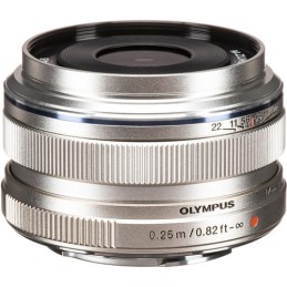 OLYMPUS M.ZUIKO 17mm F1.8 SILVER - GARANZIA POLYPHOTO ITALIA | Fcf Forniture Cine Foto