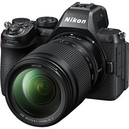 NIKON Z5 II + Z 24-200mm F4-6.3 VR | Fcf Forniture Cine Foto