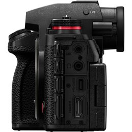 PANASONIC LUMIX S1R II BODY - GARANZIA FOWA ITALIA
