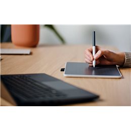 WACOM ONE MEDIUM