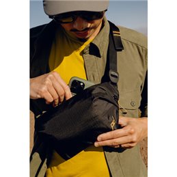 PEAK DESIGN BAS-2-BK-1 OUTDOOR SLING 2L BLACK
