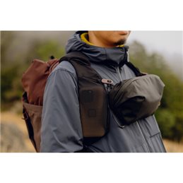 PEAK DESIGN BAS-2-BK-1 OUTDOOR SLING 2L BLACK