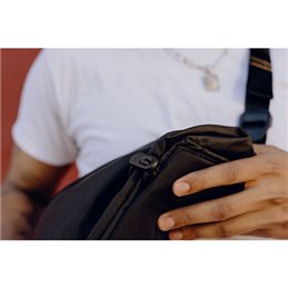 PEAK DESIGN BAS-7-BK-1 OUTDOOR SLING 7L BLACK