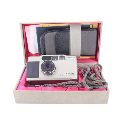 CONTAX T2 SILVER CARL ZEISS SONNAR 38mm F2.8 USATO