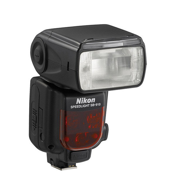 NIKON FLASH SB-910 NOLEGGIO - Fcf Rental & Production - Milano